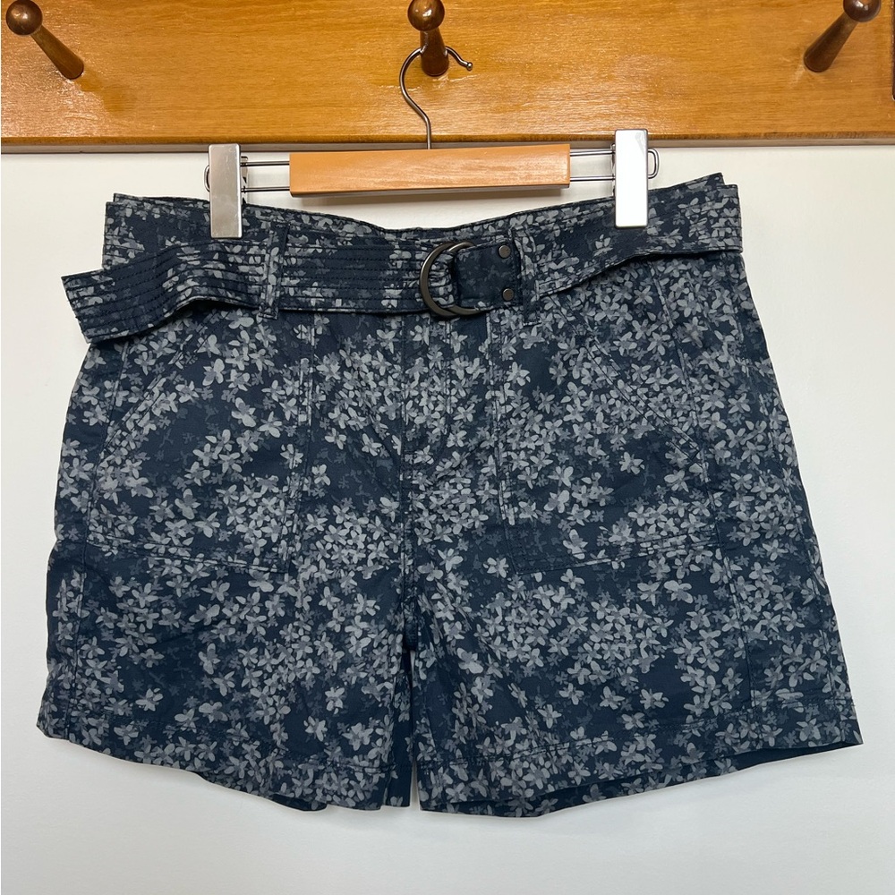 Calvin Klein Jeans Blue Floral Women's Cargo Shorts size 6